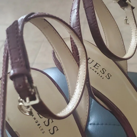 Guess 5" Heels - Picture 5 of 10